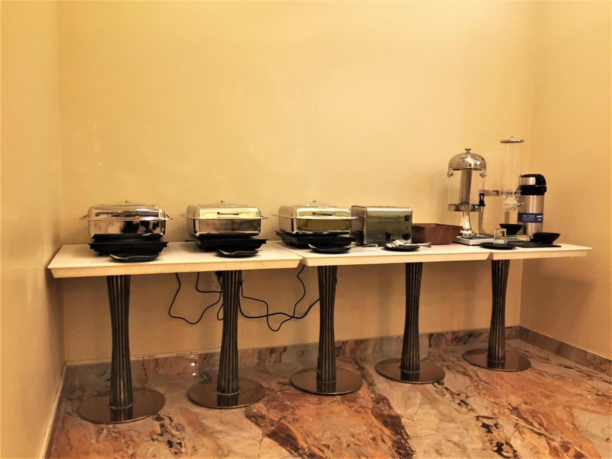 Hotel Bharat Кота Экстерьер фото
