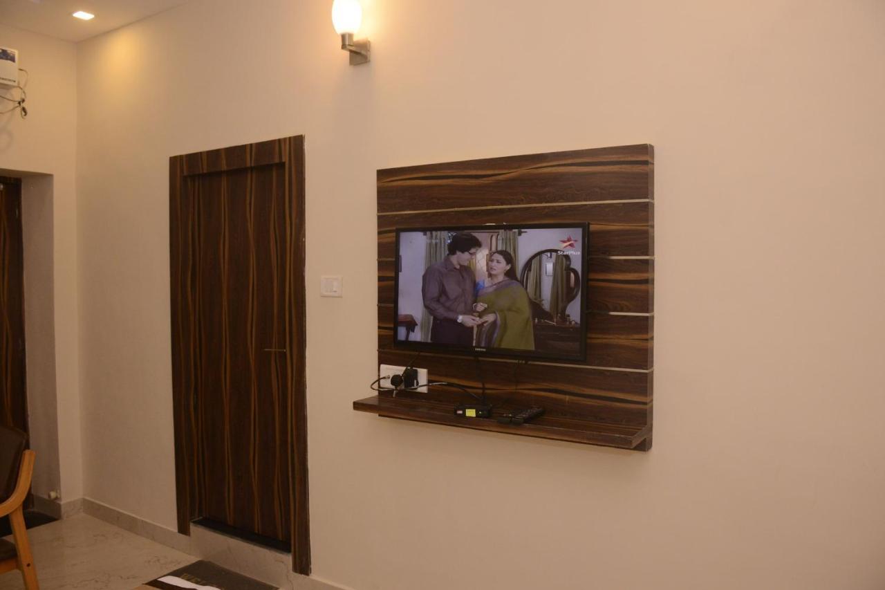 Hotel Bharat Кота Экстерьер фото