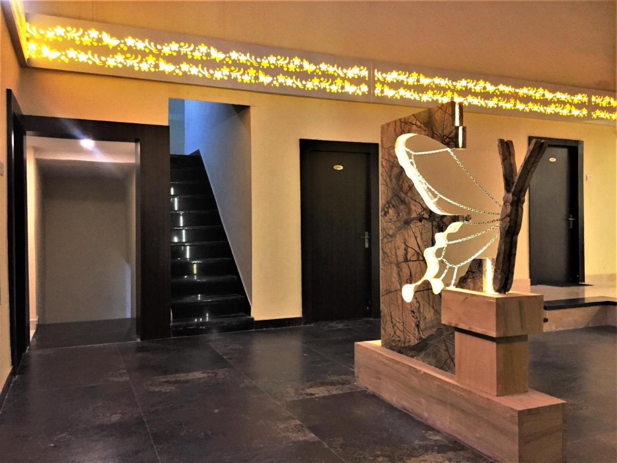 Hotel Bharat Кота Экстерьер фото